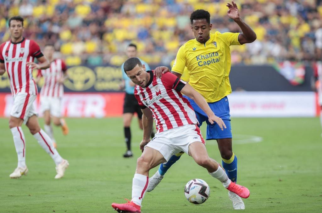 畢爾巴鄂競(jìng)技：歐冠逆襲，鐵血精神鑄就傳奇